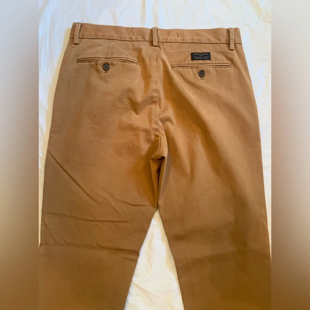 Banana Republic this nice